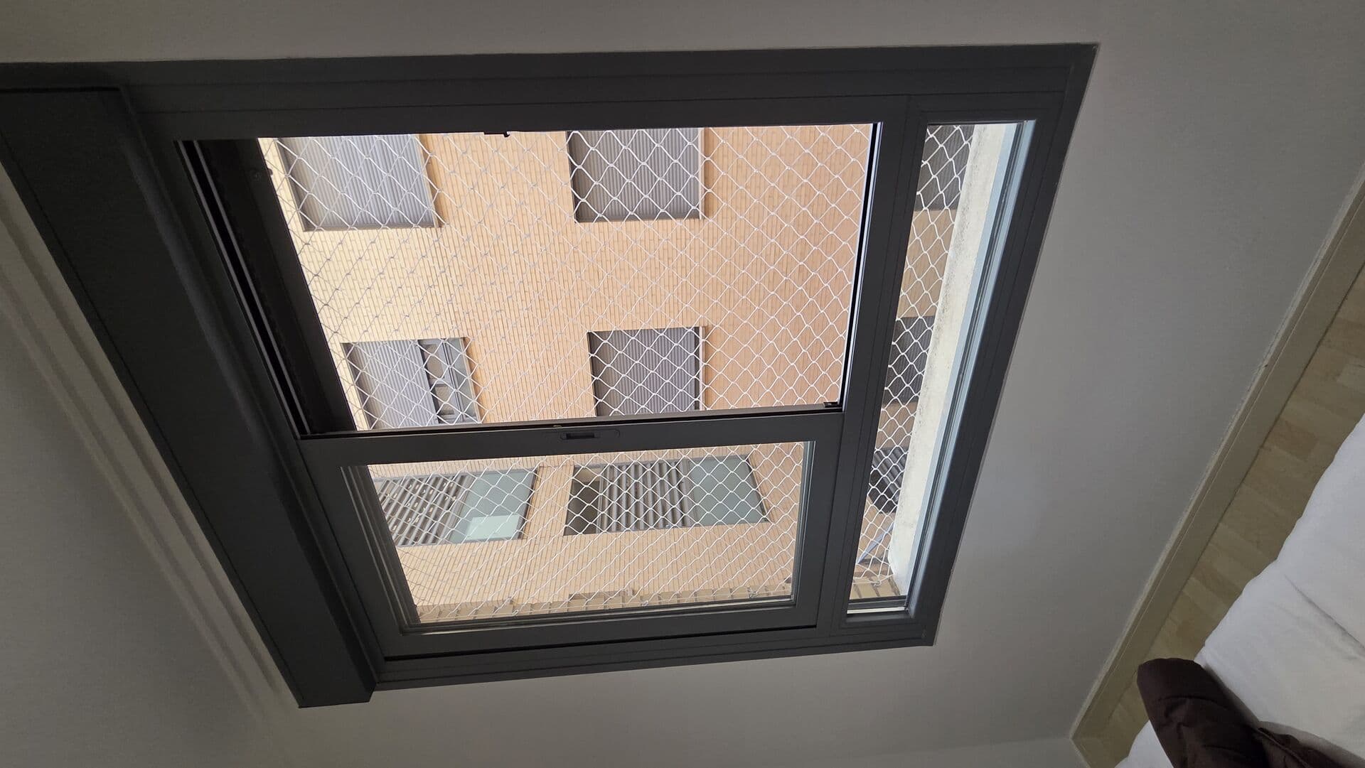 Instalación de red de seguridad certificada en Madrid